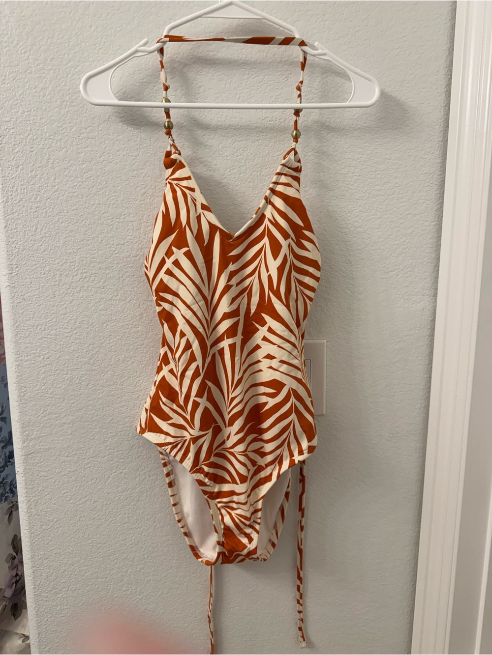 NWT Shade & Shore Rust and Cream Tropical one piece bathing suit women’s small
